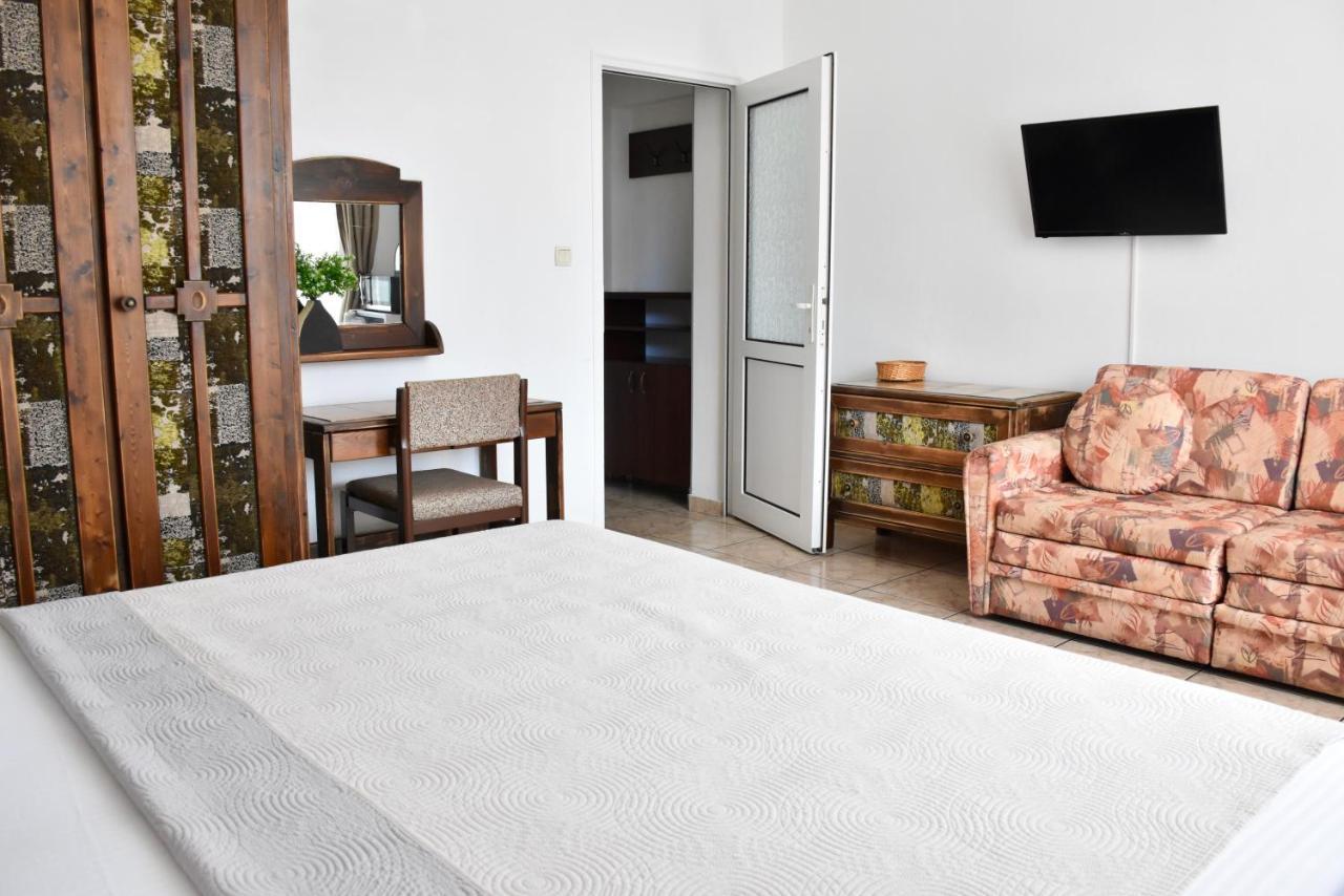 Family Hotel Apolonia Süzebolu Dış mekan fotoğraf