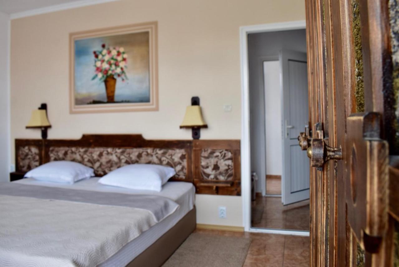 Family Hotel Apolonia Süzebolu Dış mekan fotoğraf